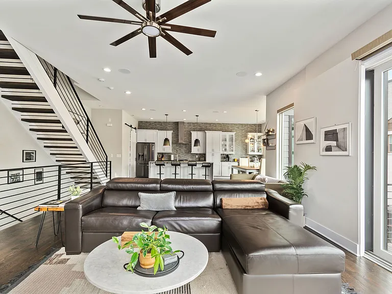 924 Westbrook Dr #A — Photo 6