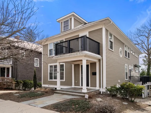 16 York Ter, Brookline, MA 02446