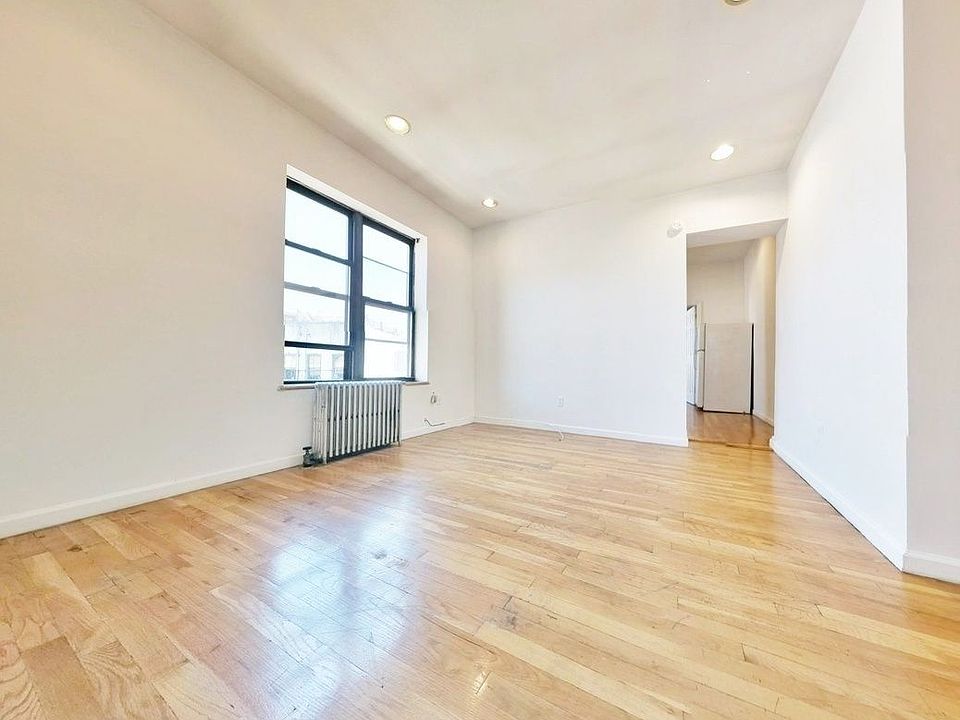 1st image of 214 1st Ave APT 9
