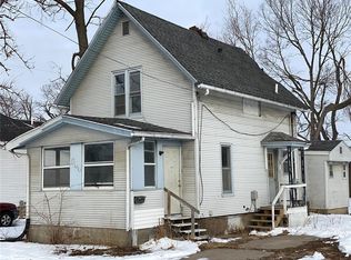 344 6th Ave SW, Cedar Rapids, IA 52404