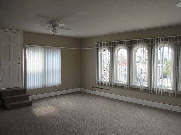 4th image of 102 Orange Ave APT 24