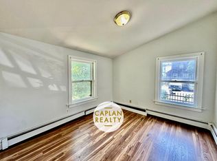 713 George St #2E, New Haven, CT 06511