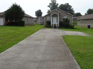 1315 William Holt Blvd, Sevierville, TN 37862
