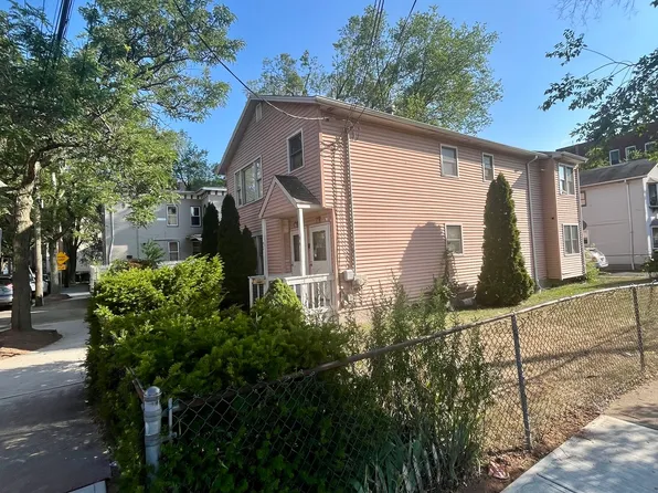 92 Arch St #2, New Haven, CT 06519