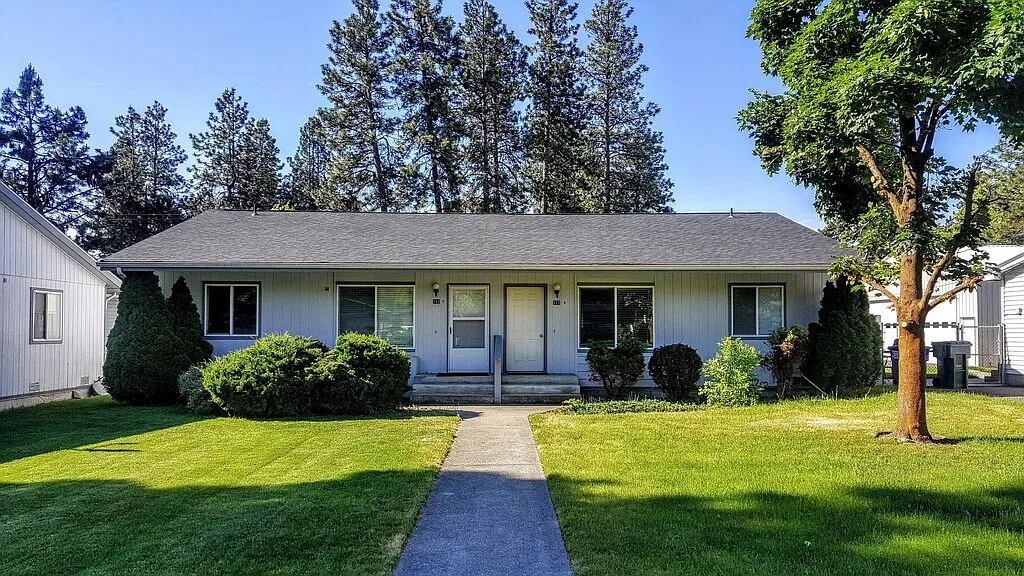 2 bed, 1100 sqft, $1,900 — Photo 3