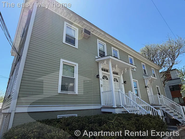 44 Lincoln St — Photo 12
