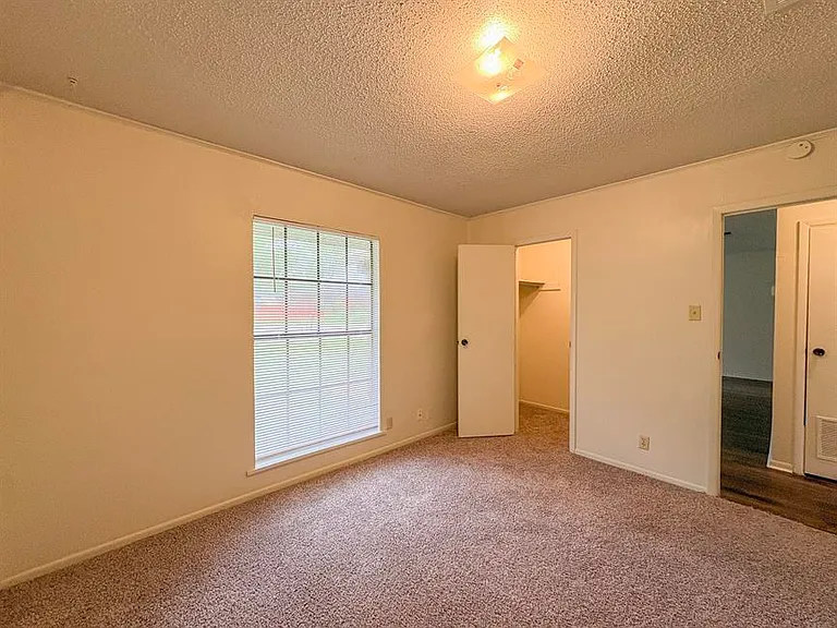 505A Phoenix Dr — Photo 9