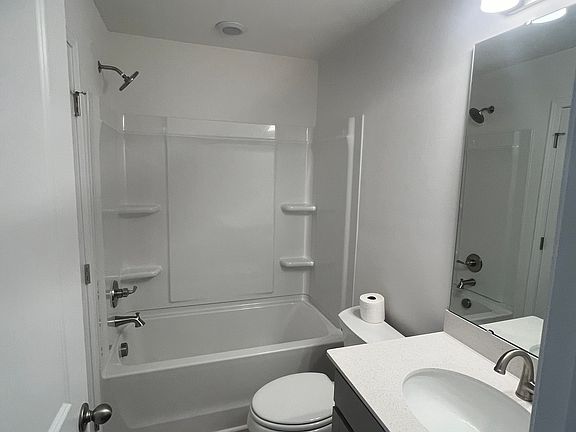 Bathroom 1st floor