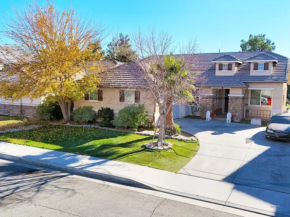 5832 Saint Laurent Dr, Palmdale, CA 93552