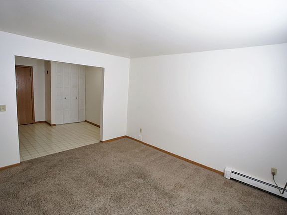 4th image of 2603 7th Ave S APT 20