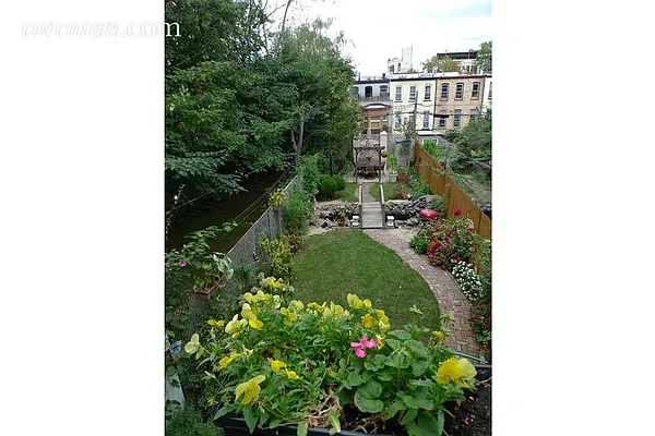 Rented by Corcoran | media 33