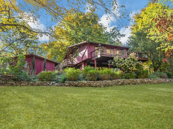 235 Whipstick Road, Wilton, CT 06897