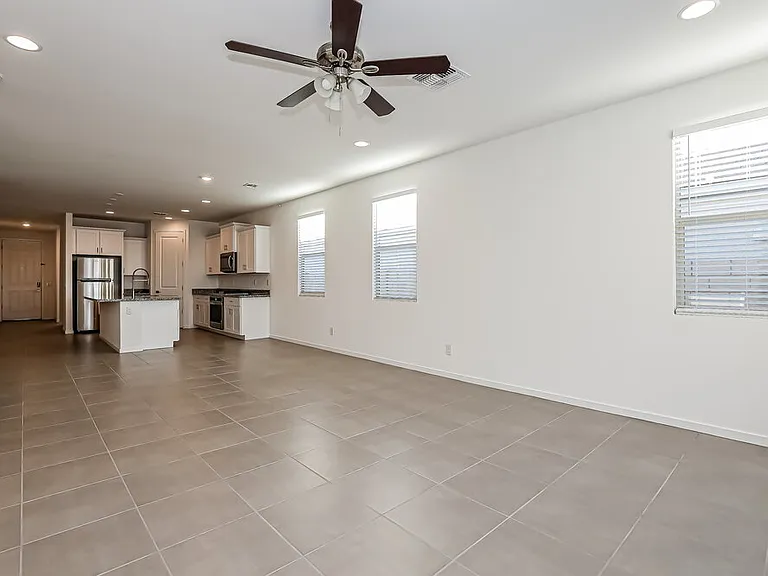 5640 W Walatowa St — Photo 4