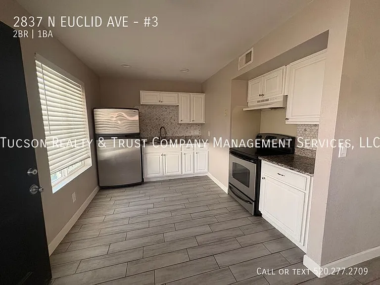 2837 N Euclid Ave #3 — Photo 4