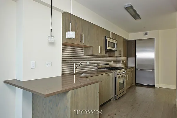 Rented by Town Residential | media 31