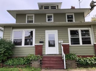 514 S Dodge St, Iowa City, IA 52240