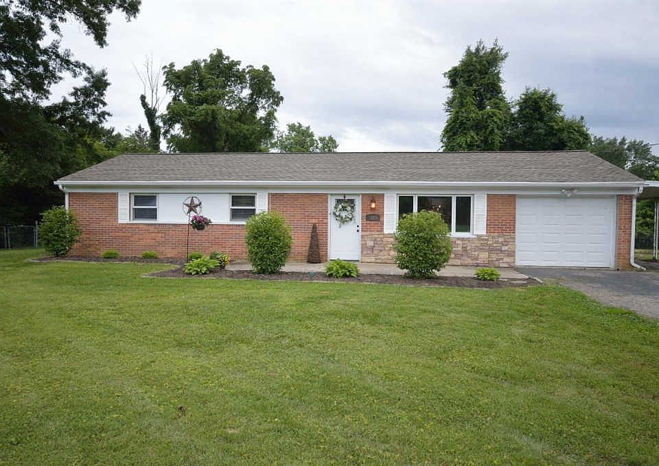1st image of 1085 Broadview Pl