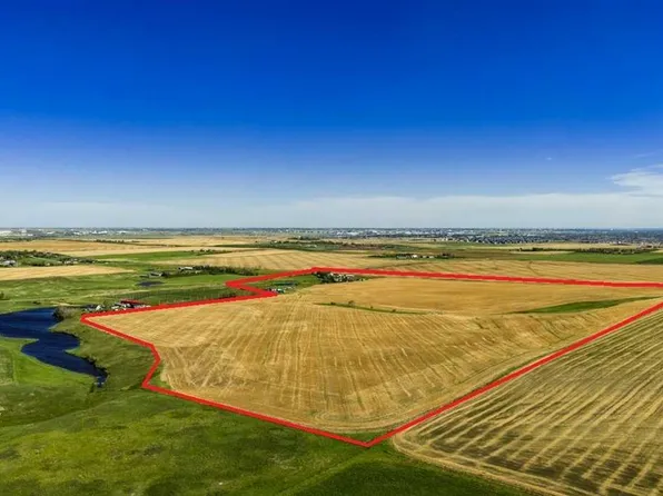262131 Range Road 14, Rocky View County, AB T4B 3L5