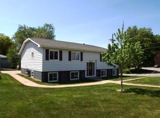 2102 S 45th St APT 2, Omaha, NE 68106