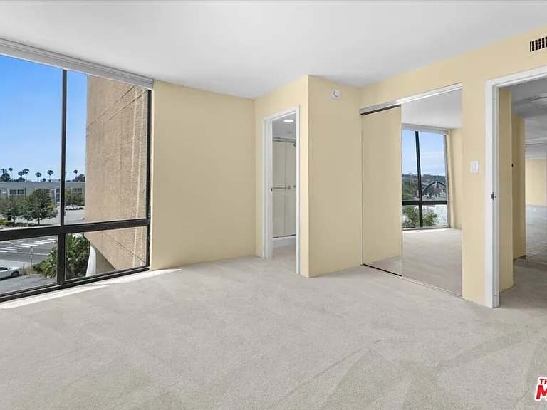 4265 Marina City Dr #101 — Photo 21