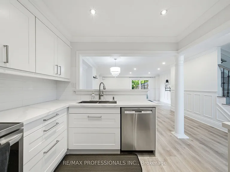 141 Ripley Ct #6 — Photo 4