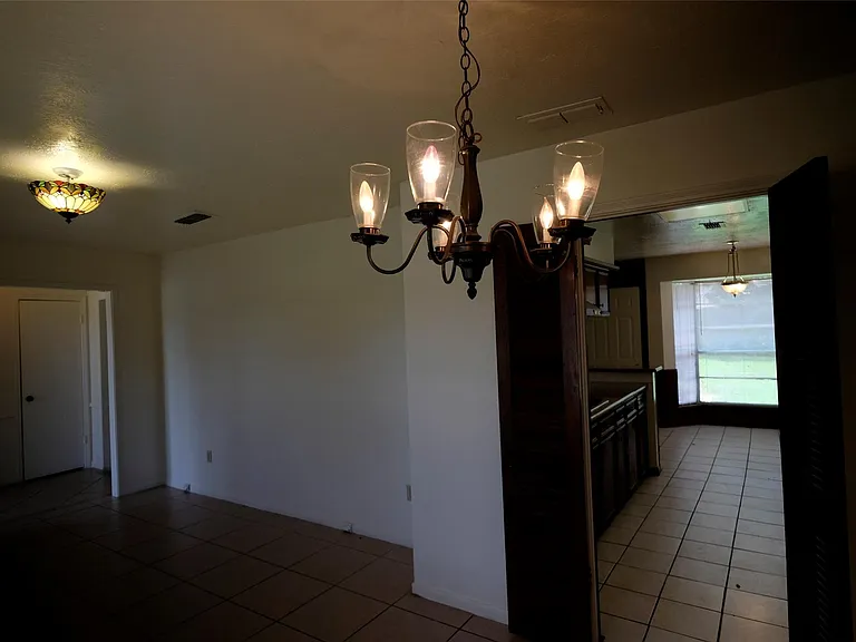 12515 Bexley Dr — Photo 5