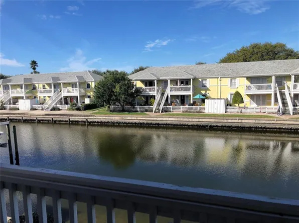 5015 Coquina Key Dr SE APT F, Saint Petersburg, FL 33705