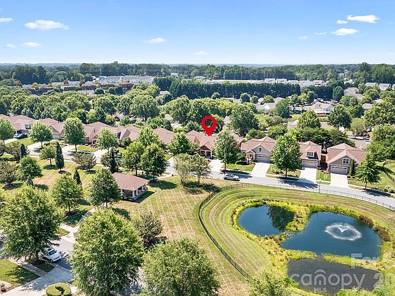 2nd image of 127 Brawley Point Cir