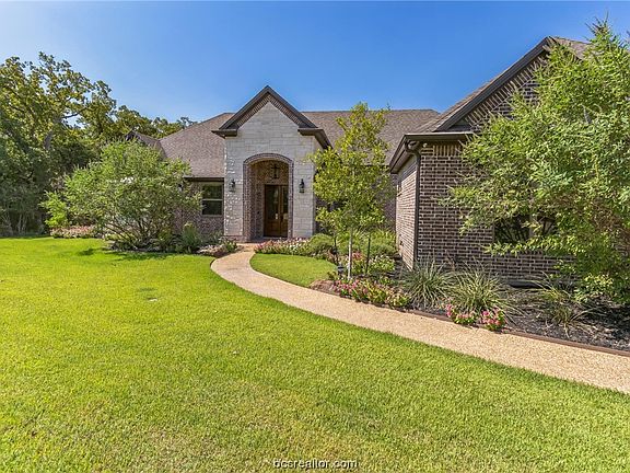 5th image of 18800 Indian Lakes Dr