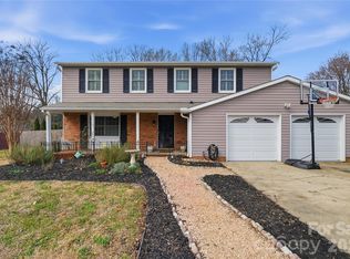5808 Tillery Dr, Charlotte, NC 28226