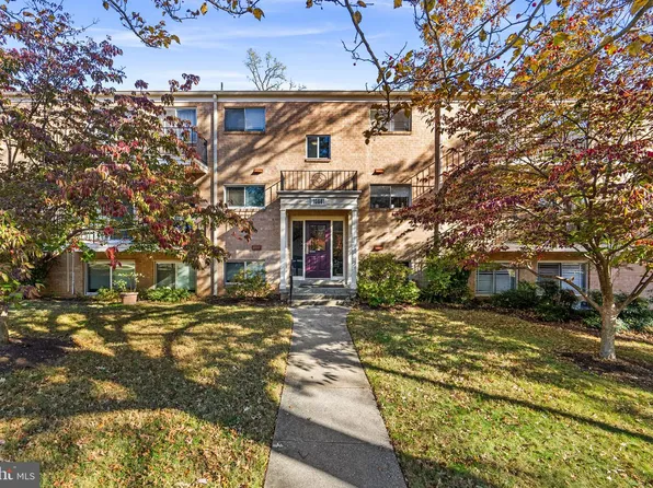 10661 Montrose Ave APT 103, Bethesda, MD 20814