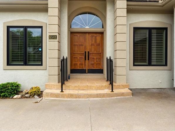 6541 W 106th St, Overland Park, KS 66212