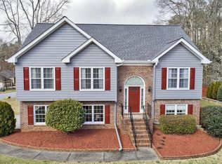 3105 Deer Chase Ct, Snellville, GA