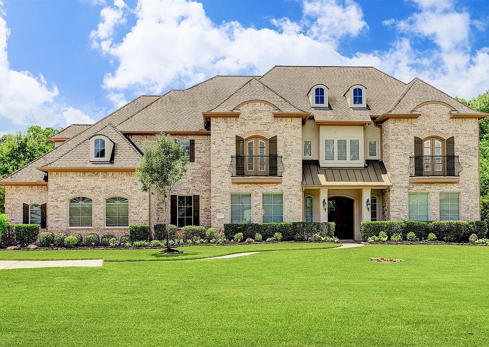 1st image of 20807 Kings Crown Ct