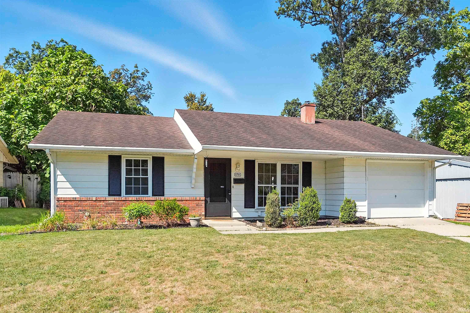 6701 Bittersweet Dr photo 1