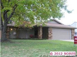 606 S Fir Ct, Broken Arrow, OK 74012