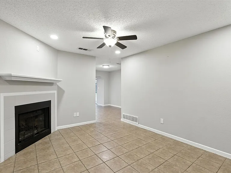 4103 Koala Dr — Photo 4