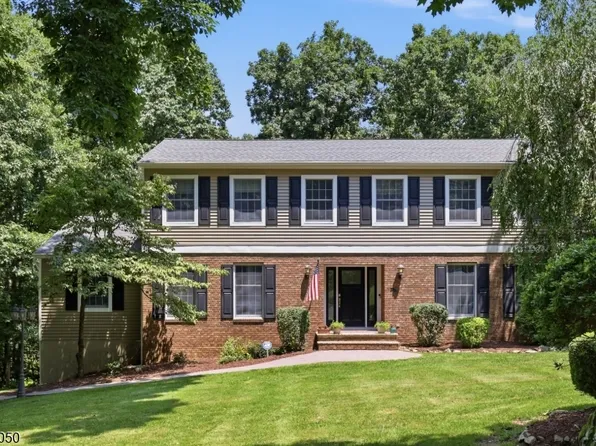 73 Lawrence Rd, Randolph Twp., NJ 07869