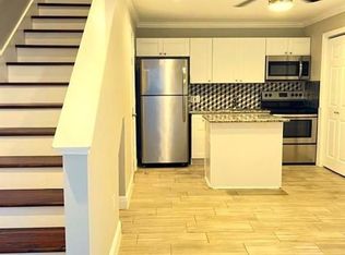 5400 S Capitol St #B, Houston, TX 77023