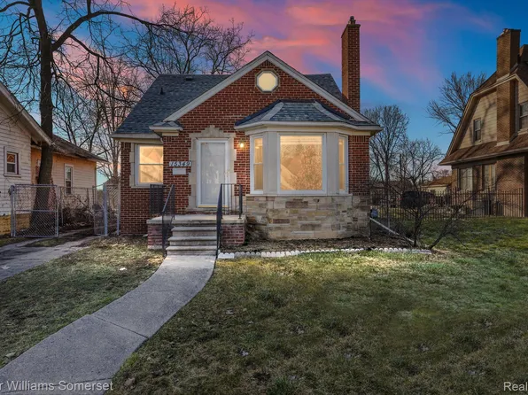 15349 Oakfield St, Detroit, MI 48227