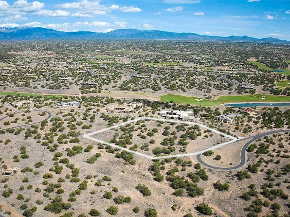 20 Hacienda Caballero, Santa Fe, NM 87506