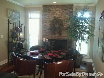 3rd image of 811 Hearthstone Dr
