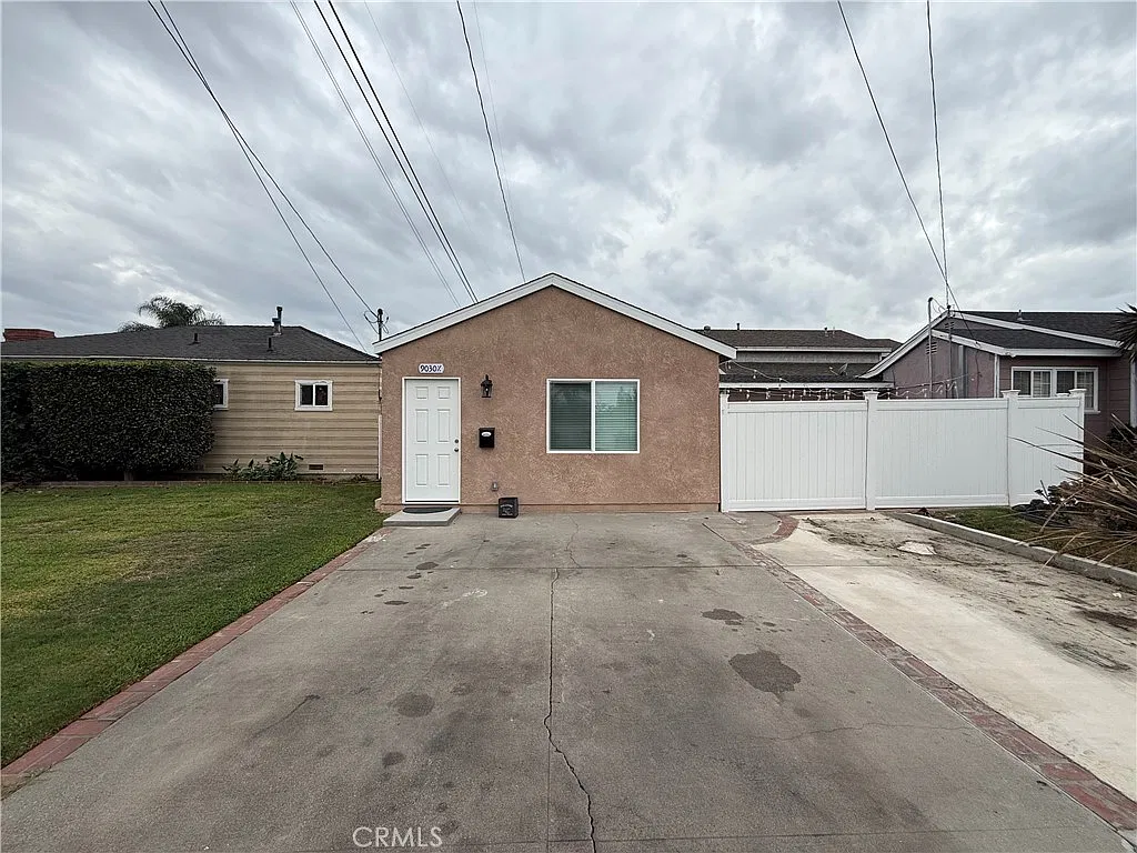 2 bed, 733 sqft, $2,750 — Photo 1