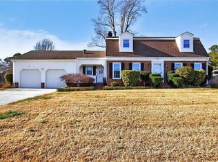 725 Earl Of Chesterfield Ct, Virginia Beach, VA 23454