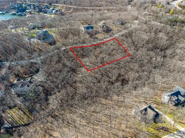 3 Four Greystone Ln, Gravois Mills, MO 65037