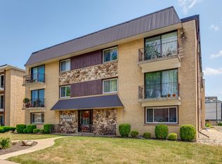 915 Graceland Ave APT 3C, Des Plaines, IL 60016