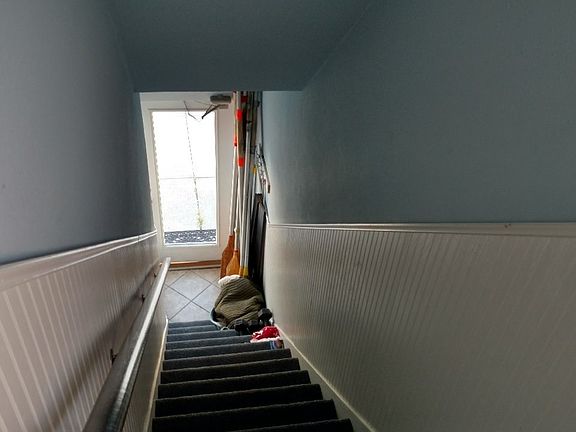 4th image of 125 E 17th Ave