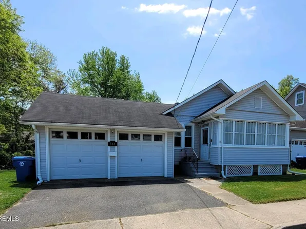 361 Thompson Avenue, Middletown, NJ 07748