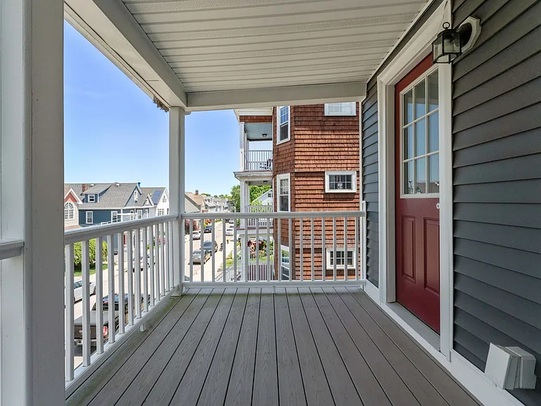 93 Pierce Ave #2 — Photo 13