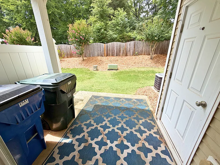 2541 Spring Oaks Way — Photo 63